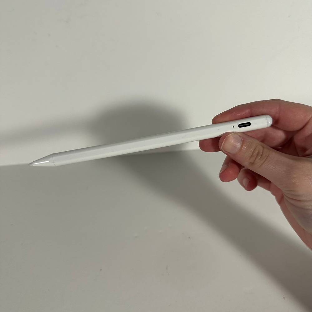 White Active Stylus Pen for iPad USB-C Rechargeable Digital Pencil